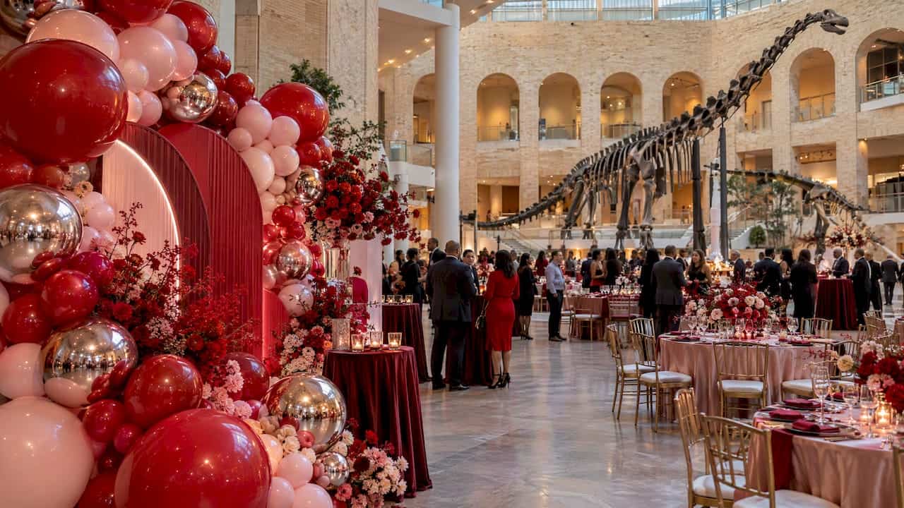 Valentine balloon décor fills an Atlanta reception hall