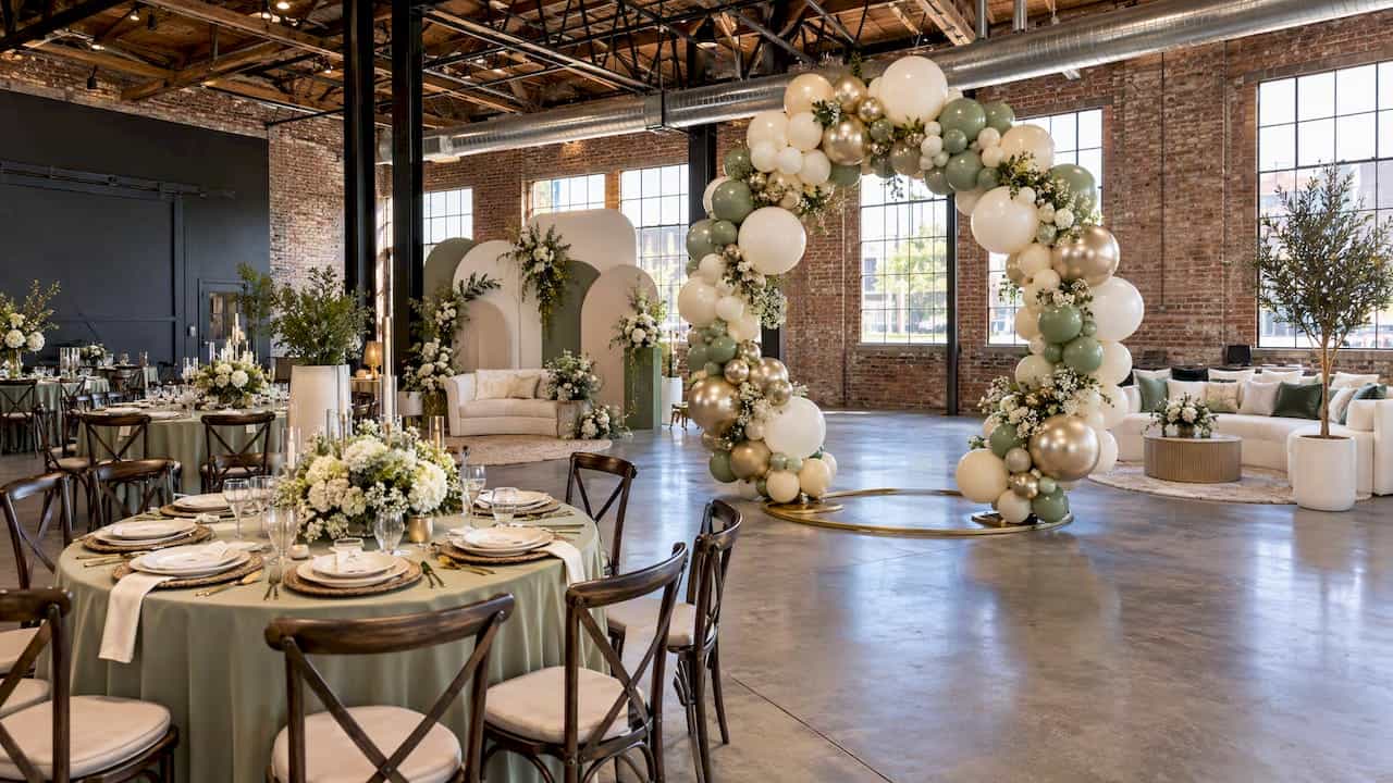 Baby Shower Balloon Ring: Styling, Size And Setup Guide 1 Balloon ring stand with weighted base and clearance